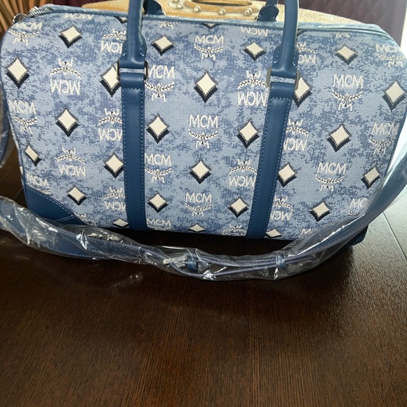 NEW MCM BLUE BOSTON BAG - Picture 3 of 9